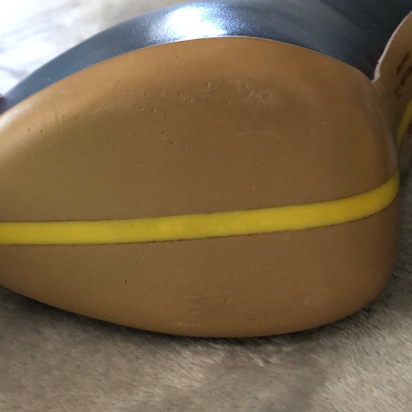 Alepel Platform Pumps - Picture 5 of 6